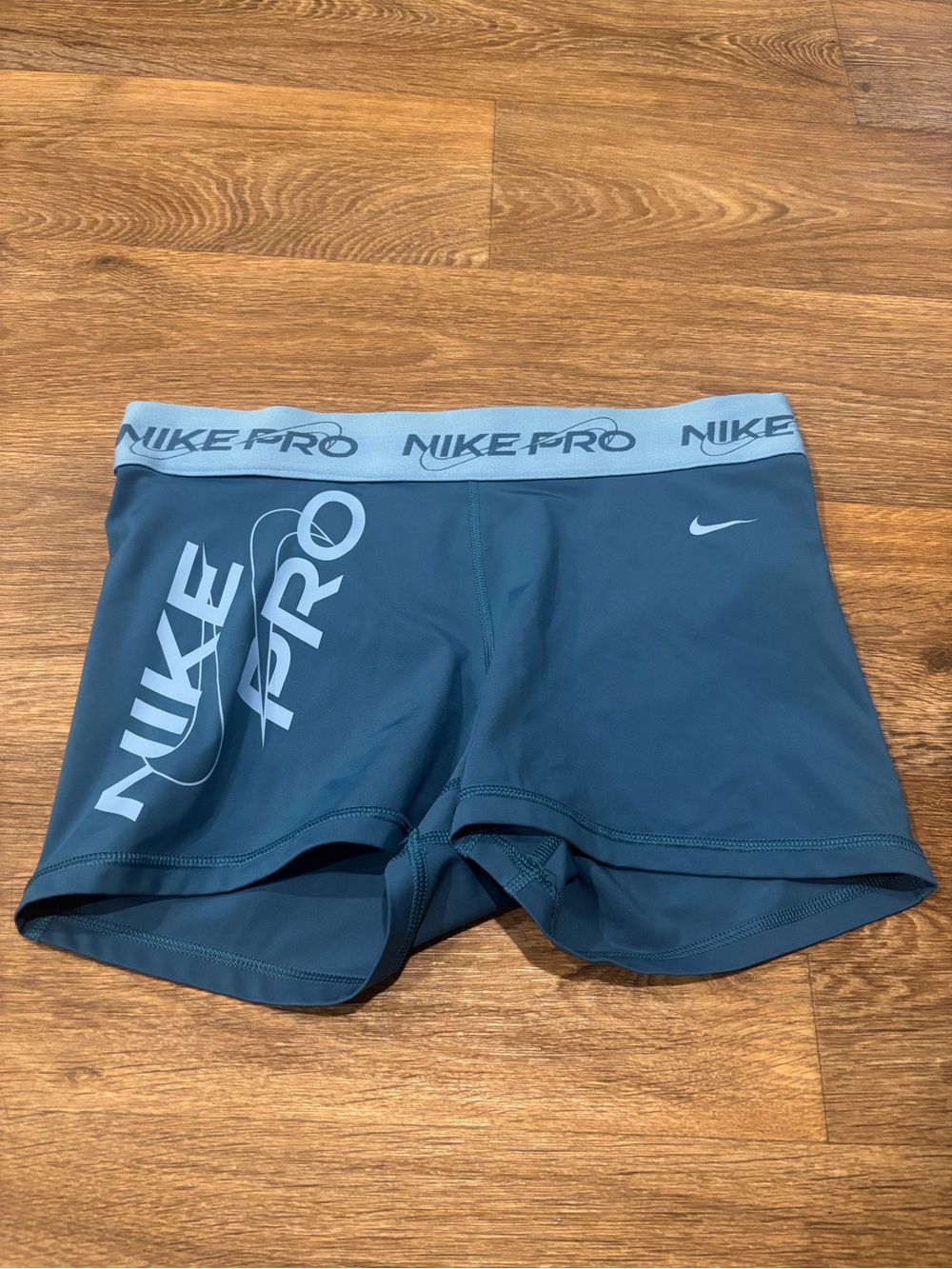 Nike Pro 3 Inch Graphic Compression Shorts Blue Mid Rise Womens Large